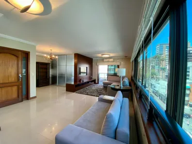 Apartamento com 3 Quartos para alugar, 207m² no Centro, Florianópolis