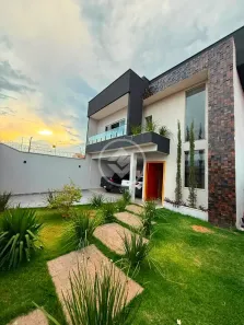 Sobrado com 3 Quartos à venda, 360m² no Residencial Boa Vista, Senador Canedo