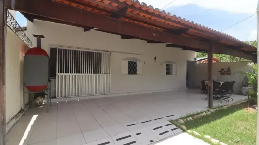 Casa com 4 Quartos à venda, 220m² no Ponta Negra, Natal
