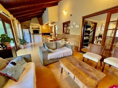 Casa com 3 Quartos à venda, 195m² no Teresópolis, Porto Alegre