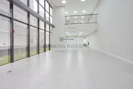 Sala Comercial para alugar, 150m² no Centro Cívico, Curitiba