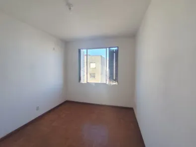 Apartamento com 3 Quartos para alugar, 65m² no Cavalhada, Porto Alegre