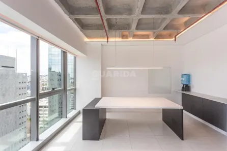 Sala Comercial para alugar, 34m² no Azenha, Porto Alegre