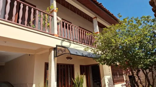 Casa com 3 Quartos à venda, 400m² no Jardim Saira, Sorocaba