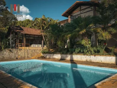 Casa com 5 Quartos para alugar, 292m² no Vina Del Mar, Juiz de Fora