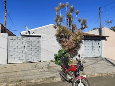 Casa com 2 Quartos para alugar, 120m² no Parque Industrial, São Carlos