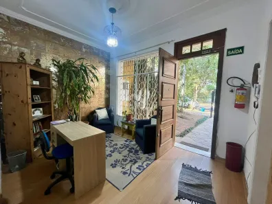 Casa com 3 Quartos à venda, 300m² no Petrópolis, Porto Alegre