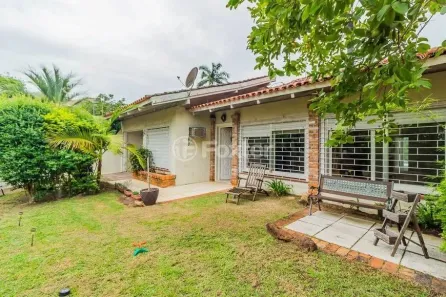 Casa com 3 Quartos à venda, 220m² no Tristeza, Porto Alegre