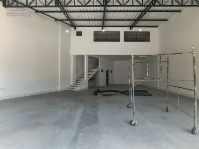 Galpão/Depósito/Armazém para alugar, 220m² no Vila Pereira Cerca, São Paulo