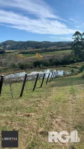 Fazenda/Sítio com 2 Quartos à venda, 119m² no Centro, Mariana Pimentel
