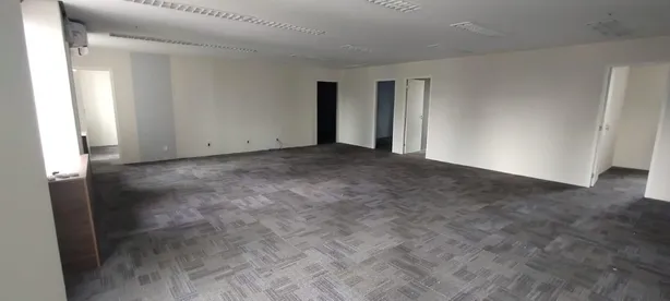 Sala Comercial à venda, 154m² no Cidade Monções, São Paulo