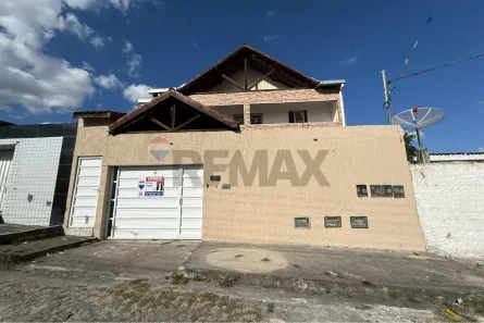 Casa com 8 Quartos à venda, 166m² no Malvinas, Campina Grande