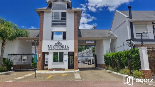 Casa de Condomínio com 5 Quartos à venda, 200m² no Lomba do Pinheiro, Porto Alegre