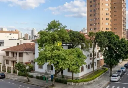 com 3 Quartos para alugar, 112m² no América, Joinville