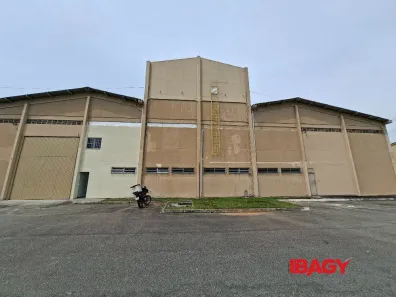 Galpão/Depósito/Armazém para alugar, 1919m² no Passa Vinte, Palhoça