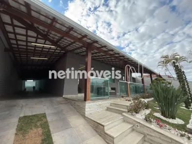 Casa com 3 Quartos à venda, 250m² no Planalto, Belo Horizonte