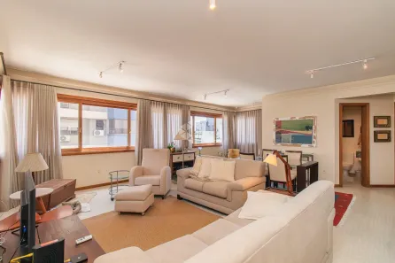 Apartamento com 3 Quartos à venda, 136m² no Auxiliadora, Porto Alegre