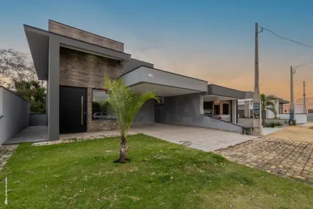 Casa com 3 Quartos à venda, 250m² no Jardim 21 de Março, Louveira