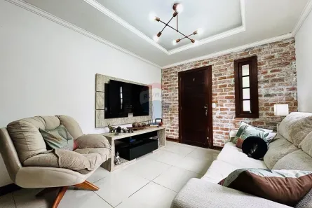 Casa com 2 Quartos à venda, 121m² no Castelo Branco, Gravataí