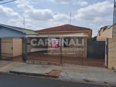 Casa com 3 Quartos à venda, 153m² no Centro, Araraquara