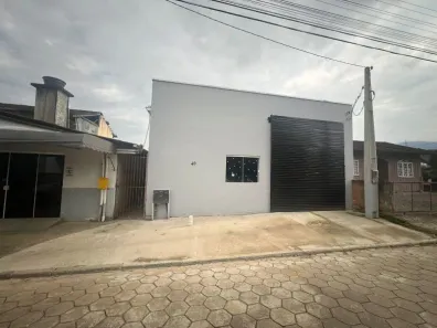 Galpão/Depósito/Armazém para alugar, 140m² no Glória, Rodeio