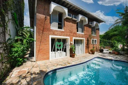 Casa com 4 Quartos à venda, 294m² no Vila Madalena, São Paulo