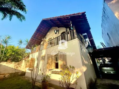 Casa com 5 Quartos à venda, 270m² no Piratininga, Niterói