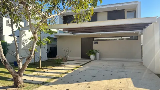 Casa de Condomínio com 3 Quartos para alugar, 300m² no Loteamento Parque dos Alecrins, Campinas