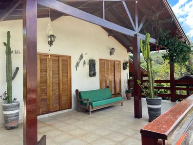 Casa com 3 Quartos à venda, 306m² no , Caldas