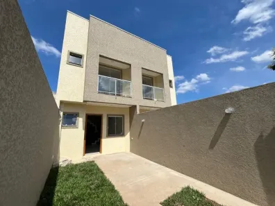 Sobrado com 3 Quartos à venda, 83m² no Sítio Cercado, Curitiba