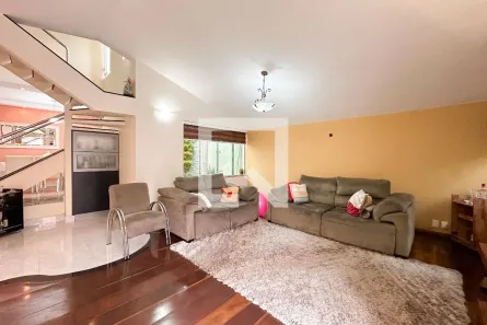 Casa com 3 Quartos à venda, 291m² no Independência, São Bernardo do Campo