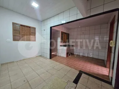 Casa com 1 Quarto à venda, 360m² no São Jorge, Uberlândia