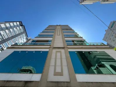 Apartamento com 2 Quartos à venda, 90m² no Meia Praia, Itapema