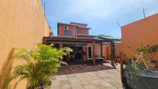 Sobrado com 2 Quartos à venda, 250m² no Santa Cruz, Cuiabá