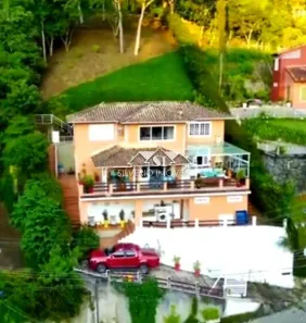 Casa com 3 Quartos para alugar, 300m² no Itaipava, Petrópolis