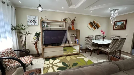 Casa com 3 Quartos à venda, 168m² no Santo Antônio, Joinville