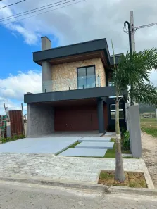 Casa de Condomínio com 4 Quartos à venda, 200m² no Senador Carlos Jereissati, Pacatuba