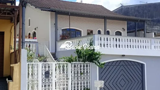 Sobrado com 3 Quartos à venda, 300m² no Arujá Center Ville, Arujá