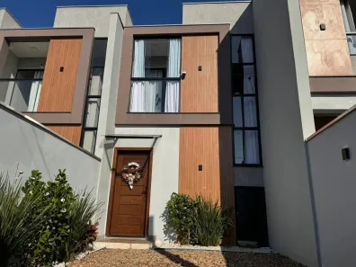 Sobrado com 2 Quartos à venda, 83m² no Itacolomi, Balneário Piçarras
