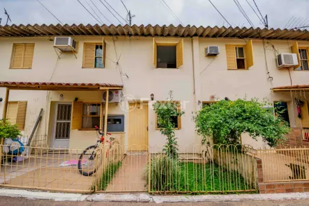 Casa de Condomínio com 2 Quartos à venda, 50m² no Cavalhada, Porto Alegre