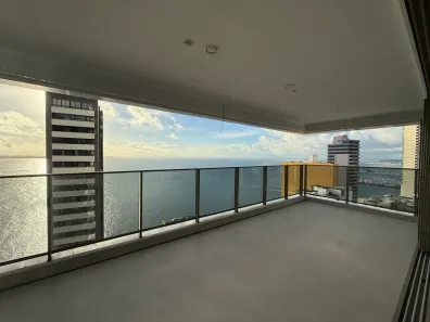 Apartamento com 3 Quartos à venda, 208m² no Vitória, Salvador