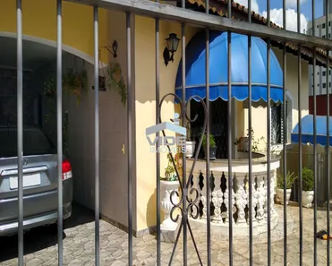 Casa com 3 Quartos à venda, 143m² no Cambuí, Campinas