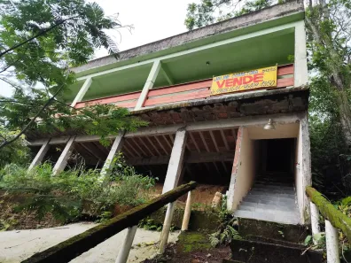 Sobrado com 1 Quarto à venda, 40m² no Vila Muriqui, Mangaratiba