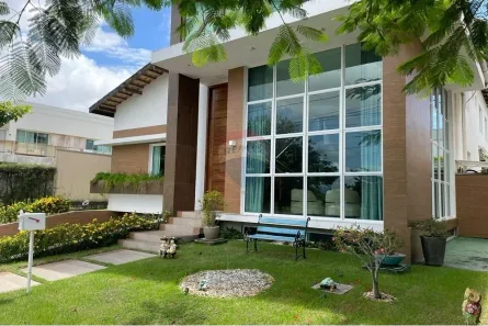 Casa com 4 Quartos para alugar, 435m² no Pires Façanha, Eusébio