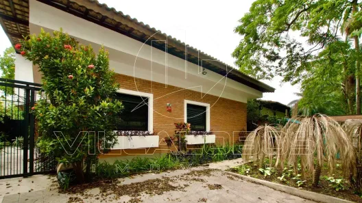 Casa com 3 Quartos para alugar, 215m² no Alto de Pinheiros, São Paulo