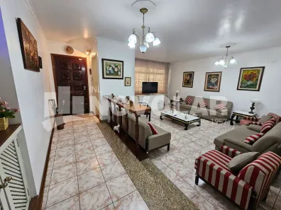 Casa com 3 Quartos à venda, 240m² no Jardim Guanca, São Paulo