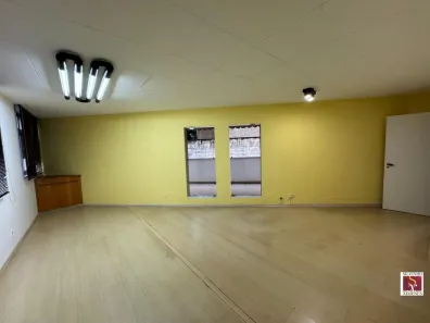 Sala Comercial à venda, 80m² no Santa Efigênia, Belo Horizonte
