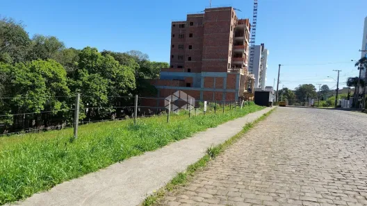 Lote/Terreno à venda, 360m² no Vinhedos, Caxias do Sul