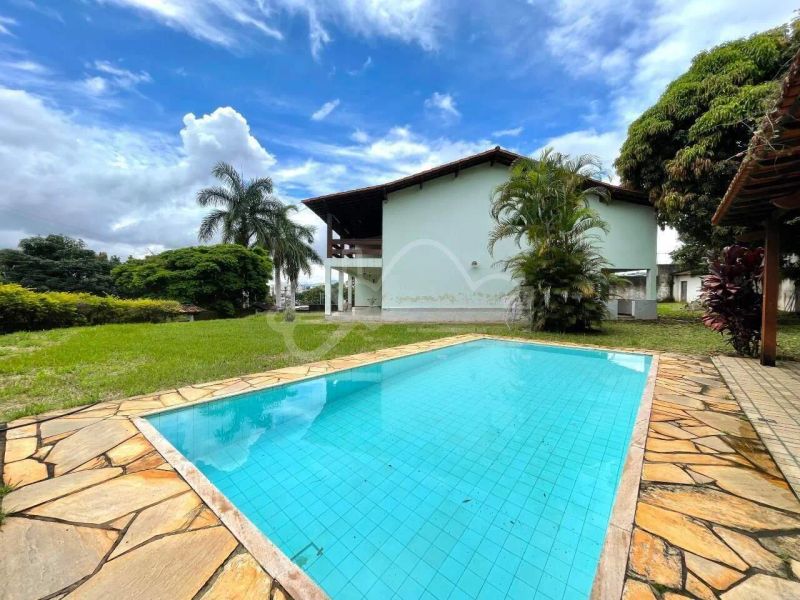 Casa com 4 quartos — Bandeirantes (Pampulha), Belo Horizonte