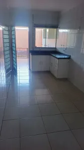 Casa com 3 Quartos para alugar, 100m² no Jardim Ana Lúcia, Goiânia